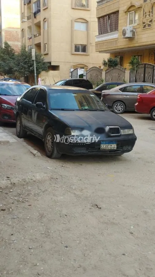 سكودا اوكتافيا A4 2000 أسود مستعملة للبيع - 3