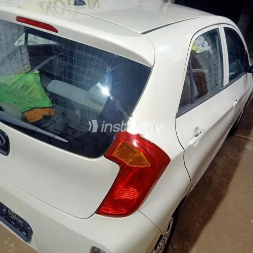 Kia Picanto 2015 Beige Used for Sale - 2