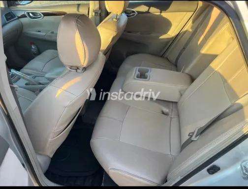 نيسان سنترا 2016 أبيض مستعملة للبيع - 2