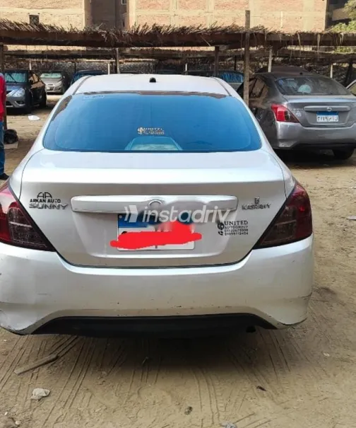 Nissan Sunny 2021 White Used for Sale - 2
