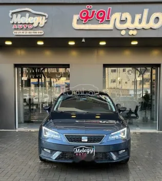 سيات ليون 2019 رمادي مستعملة للبيع