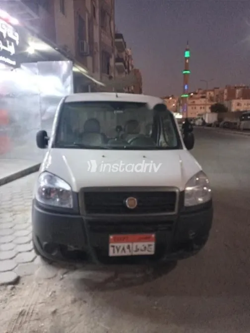 فيات دوبلو 2015 أبيض مستعملة للبيع - 7