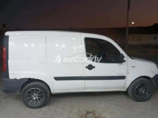 فيات دوبلو 2015 أبيض مستعملة للبيع - 9