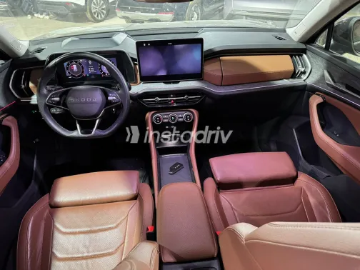 سكودا كودياك 2025 أبيض مستعملة للبيع - 3