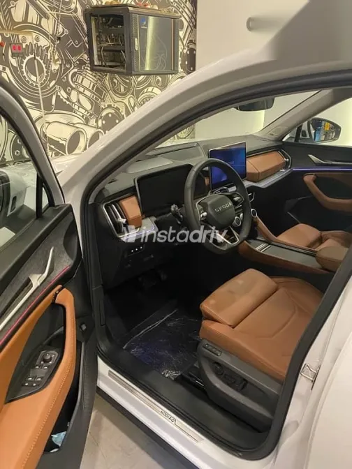 سكودا كودياك 2025 أبيض جديدة للبيع - 8