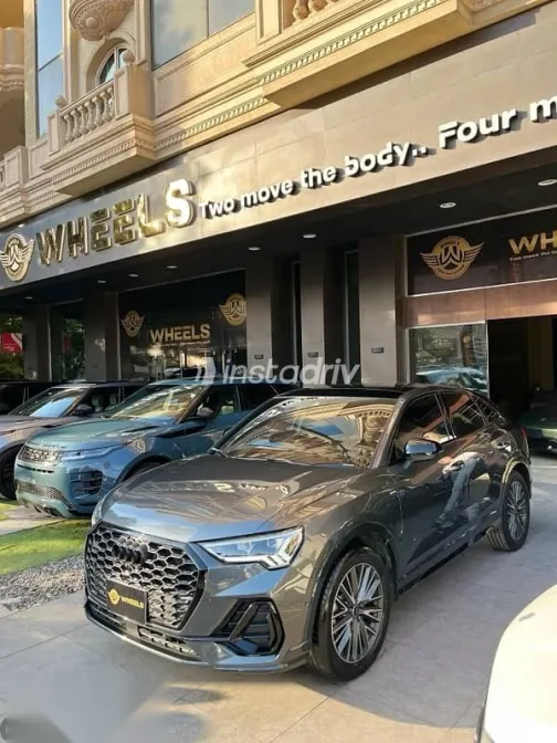 اودي Q3 2024 رمادي مستعملة للبيع - 1