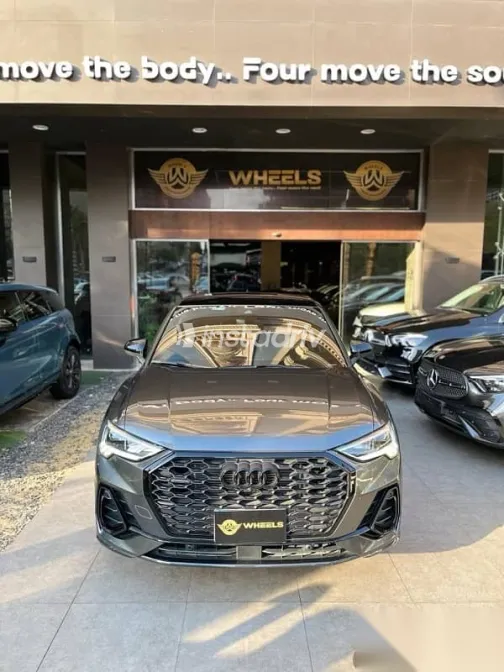 اودي Q3 2024 رمادي مستعملة للبيع - 3