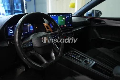 كوبرا ليون 2024 أبيض مستعملة للبيع - 4