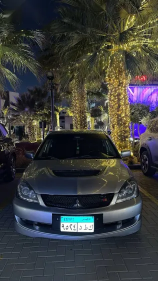 ميتسوبيشي لانسر 2007 فضي مستعملة للبيع