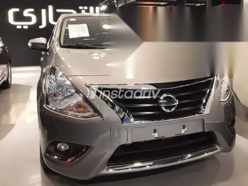 نيسان صنى 2026 ذهبي جديدة للبيع - 4