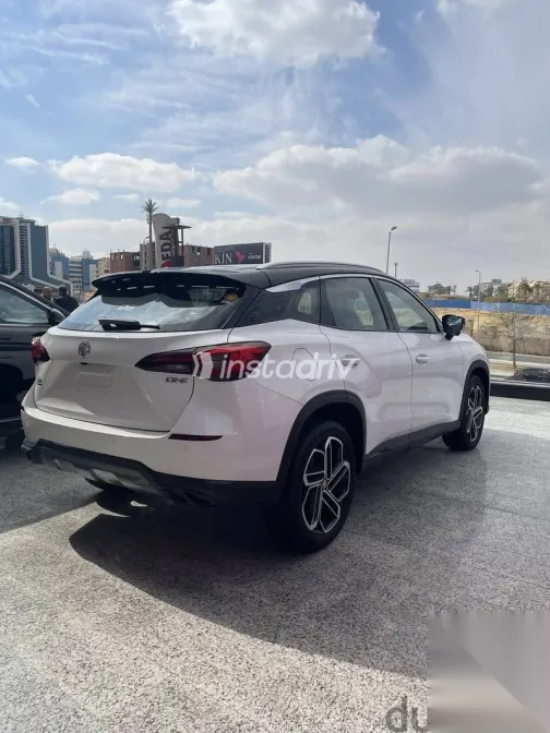 ام جى وان 2026 أبيض جديدة للبيع - 3