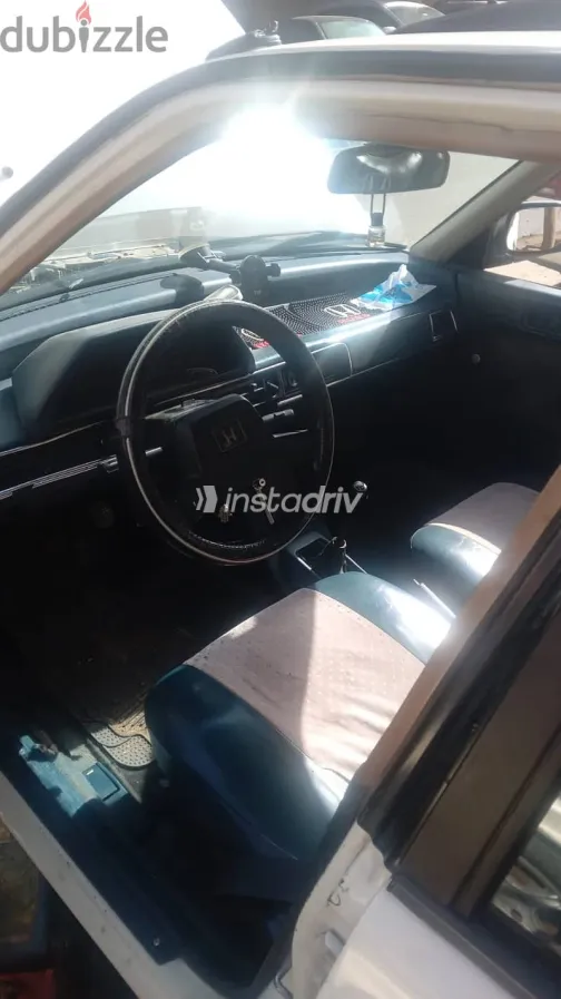 هوندا سيفك 1987 أبيض مستعملة للبيع - 7