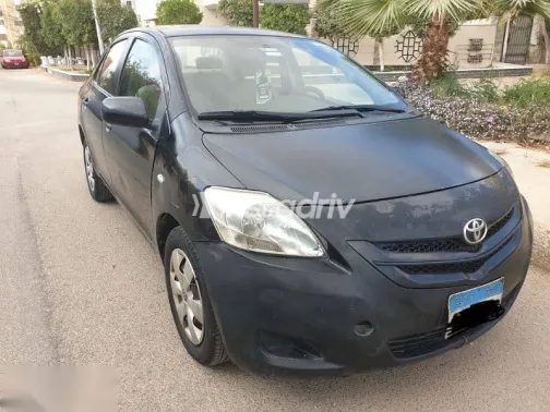 تويوتا ياريس 2006 أسود مستعملة للبيع - 2