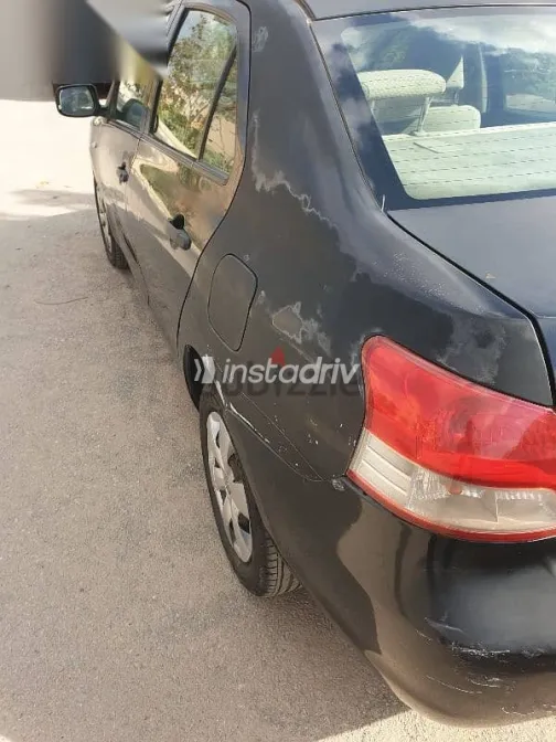 تويوتا ياريس 2006 أسود مستعملة للبيع - 3