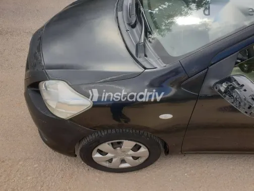 تويوتا ياريس 2006 أسود مستعملة للبيع - 6