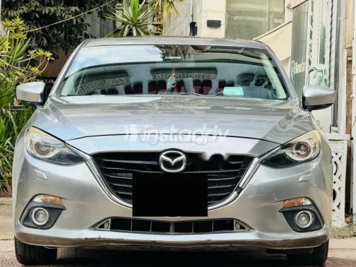 Mazda 3 2015 Gray Used for Sale - 3