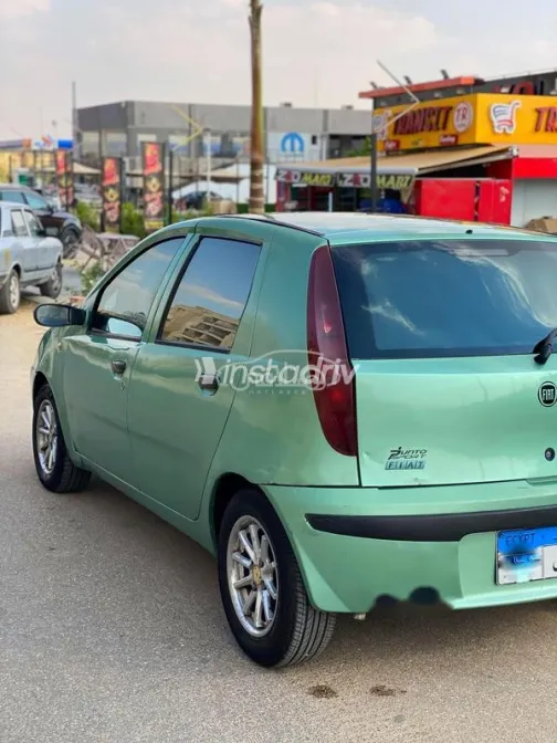 فيات بونتو 2000 أخضر مستعملة للبيع - 2