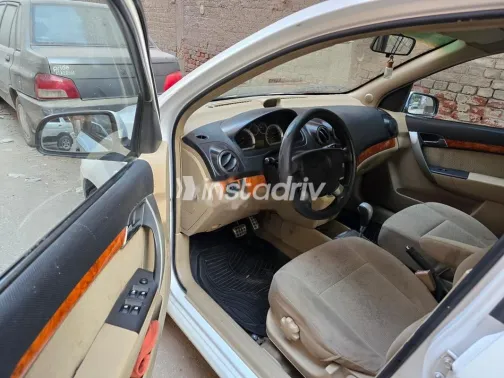 دايو جنترا 2007 أبيض مستعملة للبيع - 5