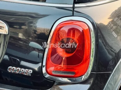 مينى كوبر 2015 بني مستعملة للبيع - 9