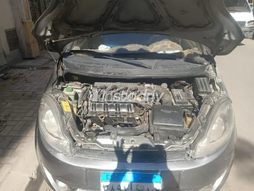 اسبيرانزا A113 2012 رمادي غامق مستعملة للبيع - 7