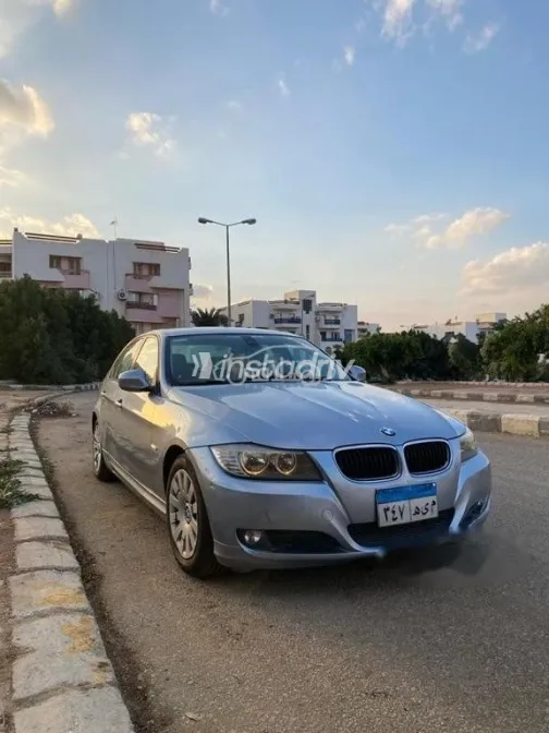 بي ام دبليو 316 2015 أبيض مستعملة للبيع - 2