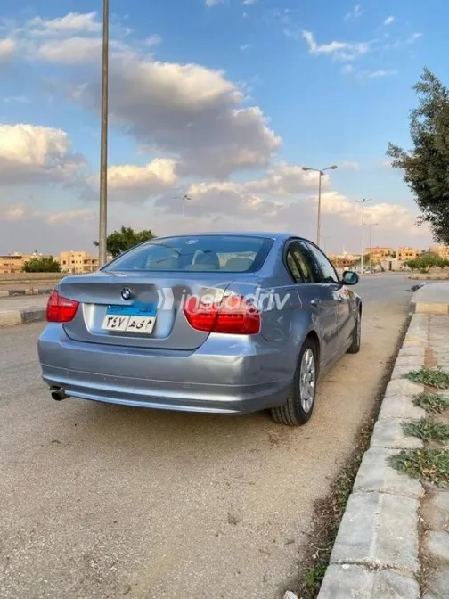 بي ام دبليو 316 2015 أبيض مستعملة للبيع - 3