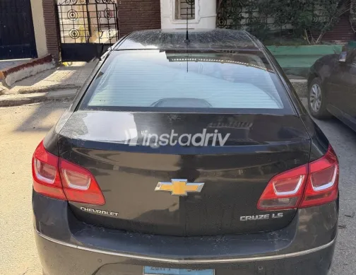 شيفروليه كروز 2016 أبيض مستعملة للبيع - 1