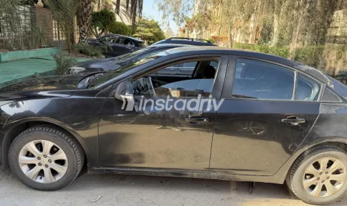 شيفروليه كروز 2016 أبيض مستعملة للبيع - 4