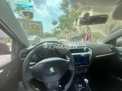 Peugeot 301 2016 Black Used for Sale - 5