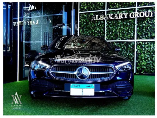 مرسيدس C 180 2022 أزرق غامق مستعملة للبيع - 5