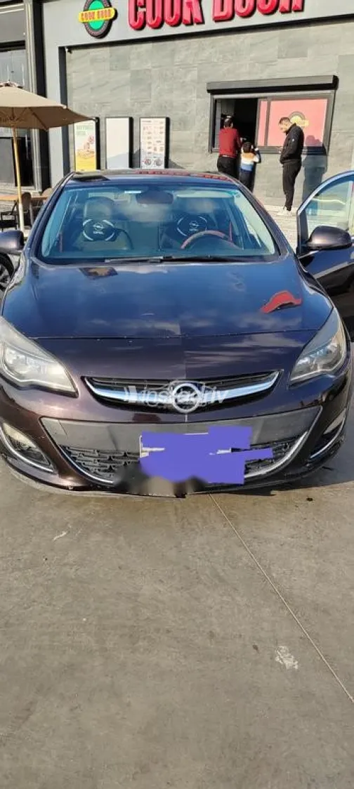 اوبل أسترا 2013 موكا مستعملة للبيع - 6