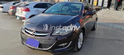اوبل أسترا 2013 موكا مستعملة للبيع - 7