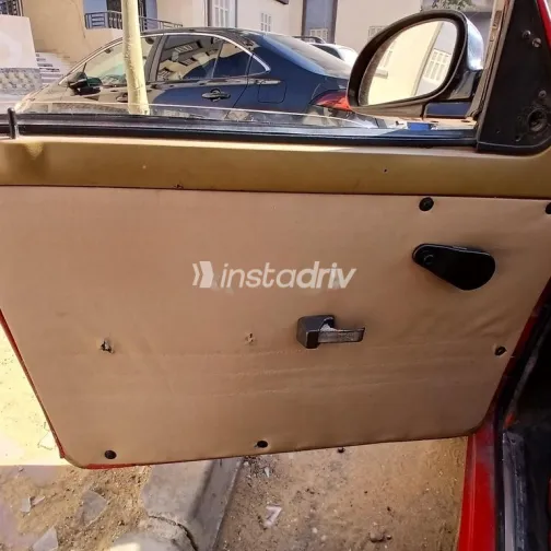 فيات 128 1977 أحمر مستعملة للبيع - 5