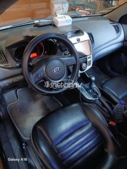 كيا سيراتو 2010 أسود مستعملة للبيع - 9