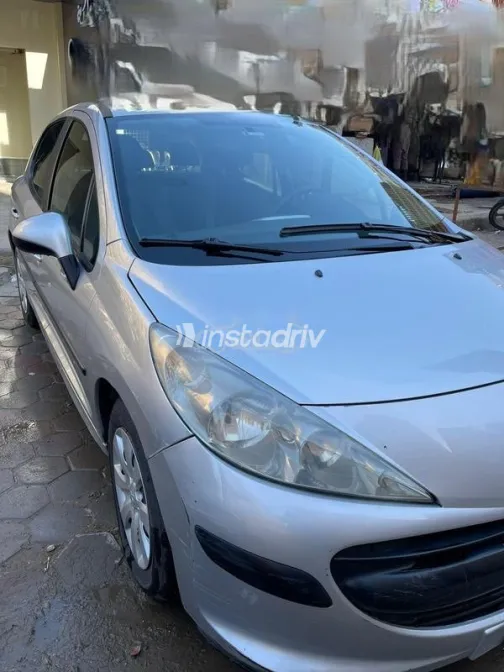 Peugeot 207 2009 Silver Used for Sale - 2