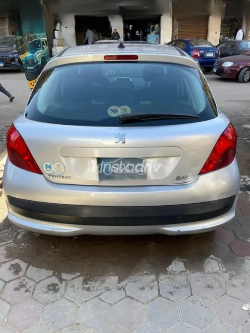 Peugeot 207 2009 Silver Used for Sale - 3