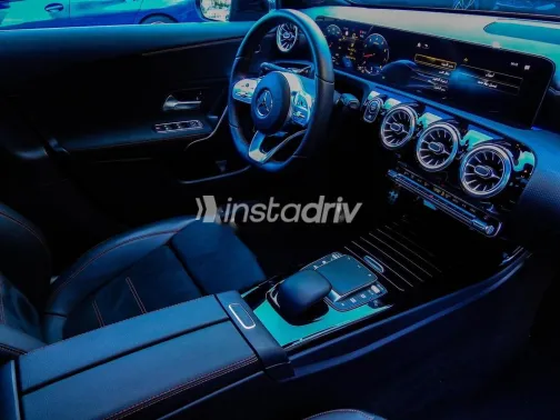 مرسيدس A 180 2022 أحمر غامق مستعملة للبيع - 8