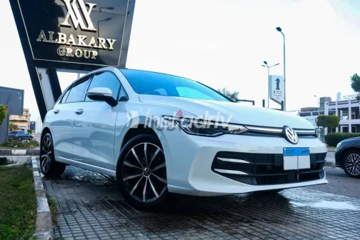 فولكس فاغن جولف 2024 أبيض مستعملة للبيع - 3
