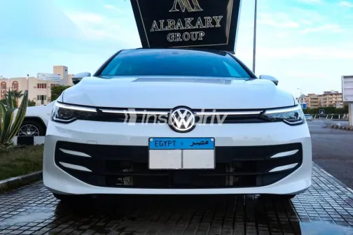فولكس فاغن جولف 2024 أبيض مستعملة للبيع - 5