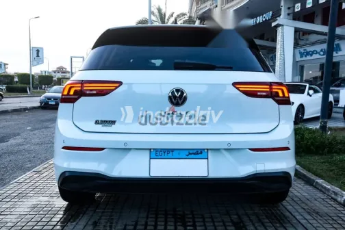 فولكس فاغن جولف 2024 أبيض مستعملة للبيع - 6