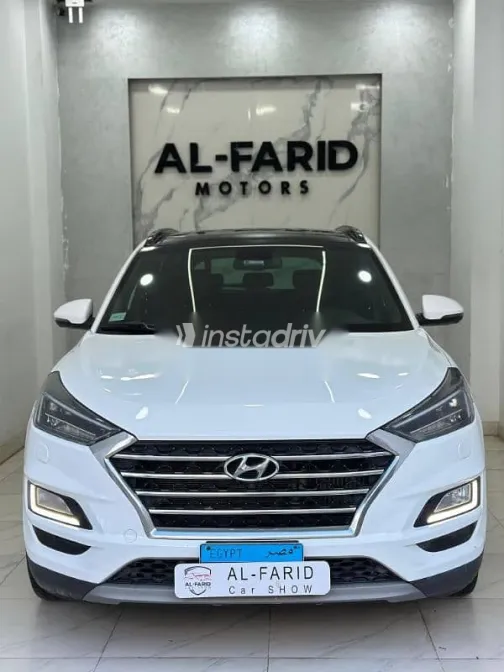 Hyundai Tucson 2020 White Used for Sale - 1