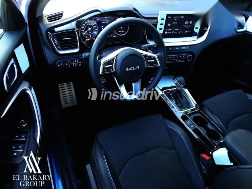 Kia Xceed 2024 White Used for Sale - 9