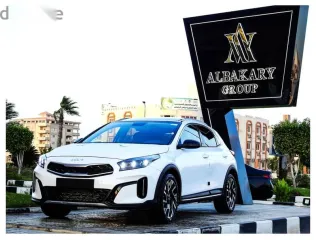 Kia Xceed 2024 White Used for Sale