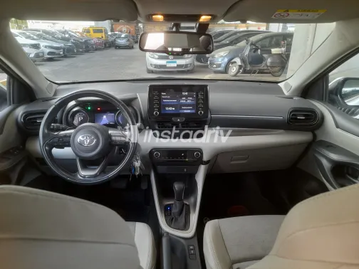 Toyota Yaris 2022 White Used for Sale - 6