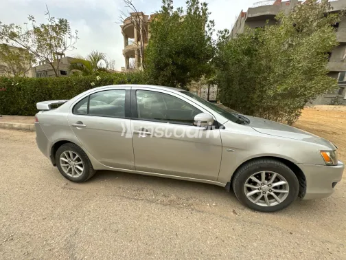 ميتسوبيشي لانسر 2016 أبيض مستعملة للبيع - 3