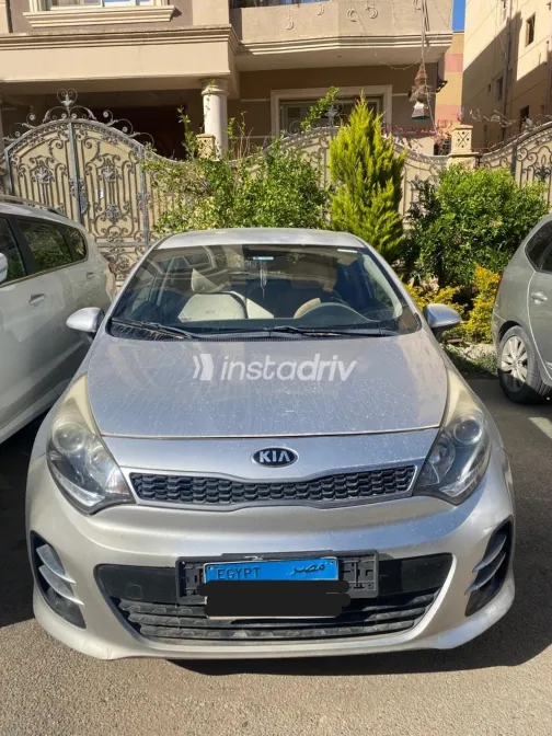 Kia Rio 2016 White Used for Sale - 2