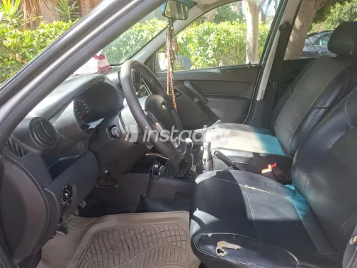 لادا جرانتا 2019 أبيض مستعملة للبيع - 3