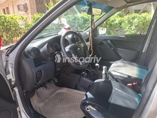 لادا جرانتا 2019 أبيض مستعملة للبيع - 4