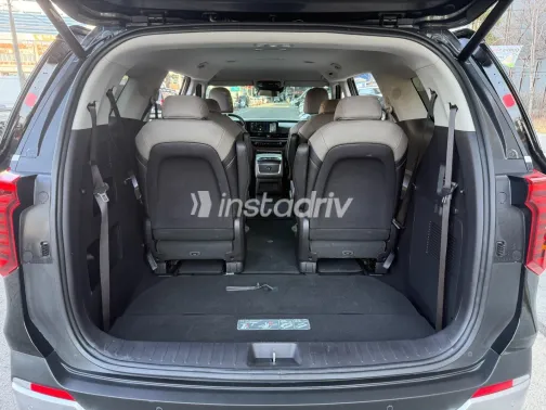 كيا كارنفال 2026 أبيض مستعملة للبيع - 6