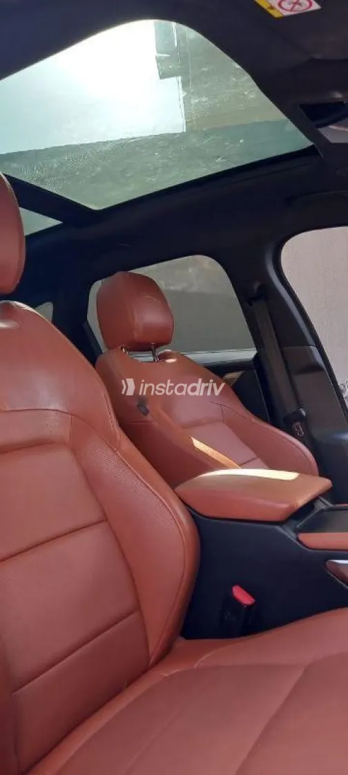 Jaguar F-Pace 2022 Gray Used for Sale - 7